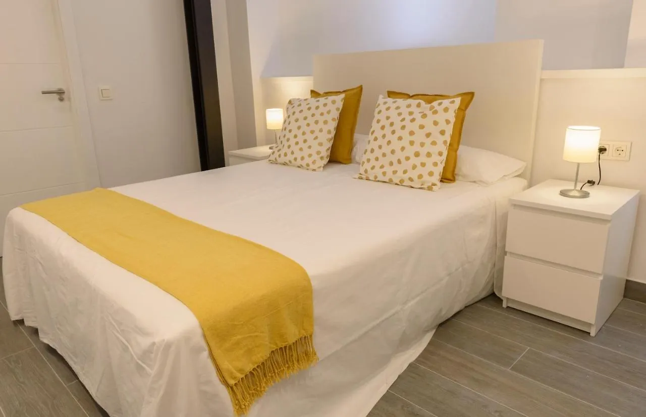 Apartamentos Constitucion By Renthas Málaga