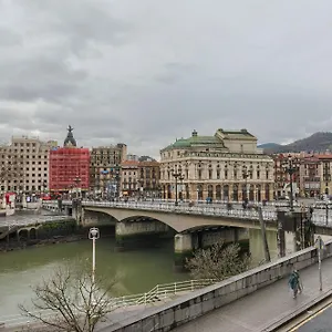 piso-senorial-con-vistas-a-la-ria-by-urban-hosts.bilbaohotelsspain.com/