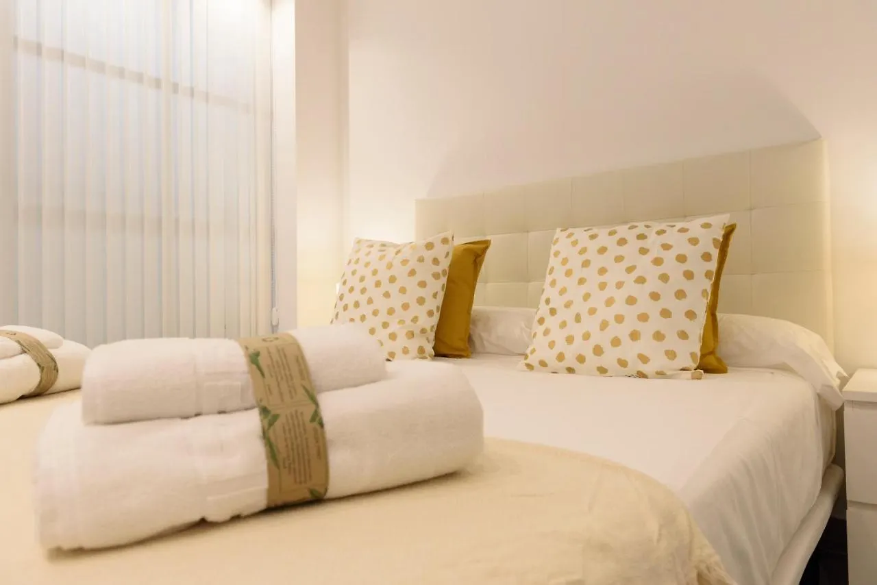 Apartamentos Constitucion By Renthas Málaga