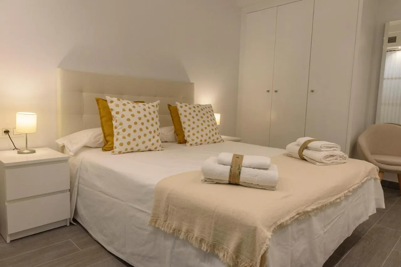 Apartamentos Constitucion By Renthas Málaga 0*,